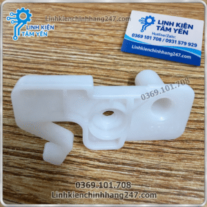 Chốt Hãm Cửa Giữa Tủ Lạnh Toshiba GR-AG66VA, GR-AG58, GR-AG39, GR-AG41, GR-AG46, GR-A36, GR-A39, GR-A41, GR-A46 Mã R7431012200289 (F44T09044) Chính Hãng
